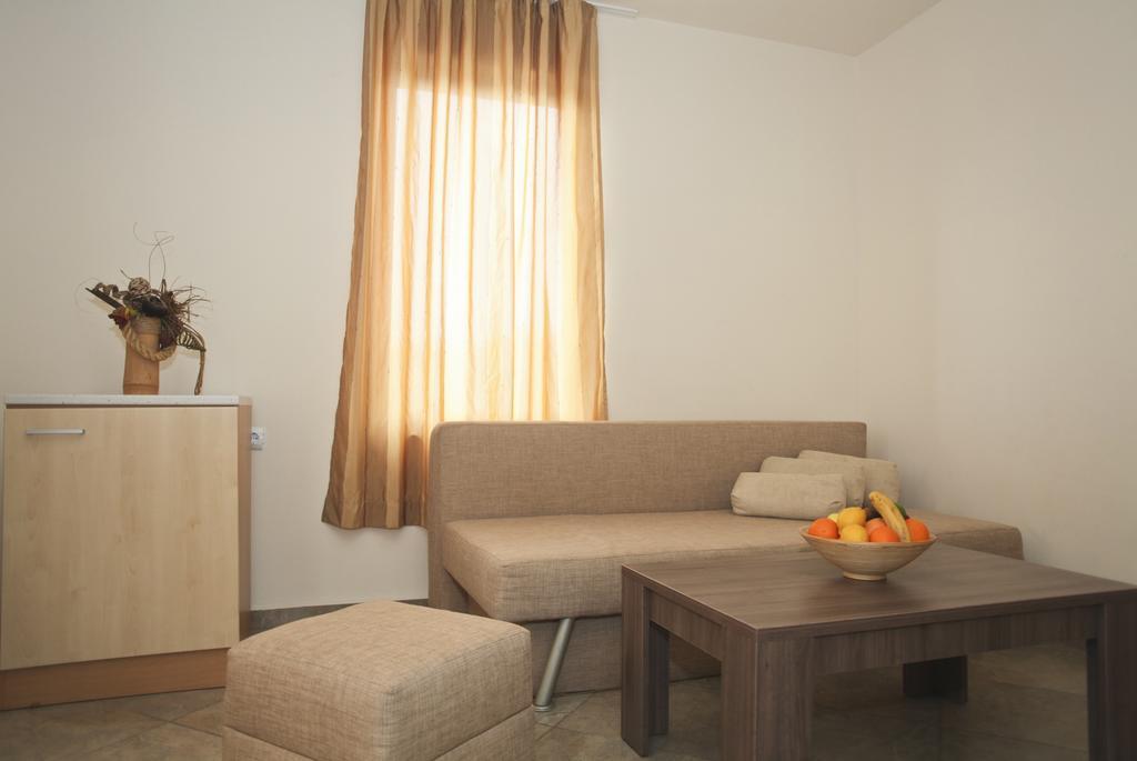 Hotel Laguna ロゼネッツ エクステリア 写真