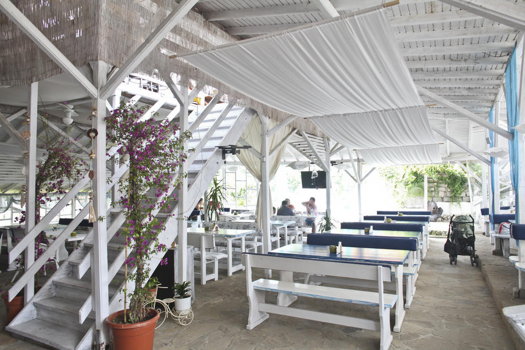 Hotel Laguna ロゼネッツ エクステリア 写真